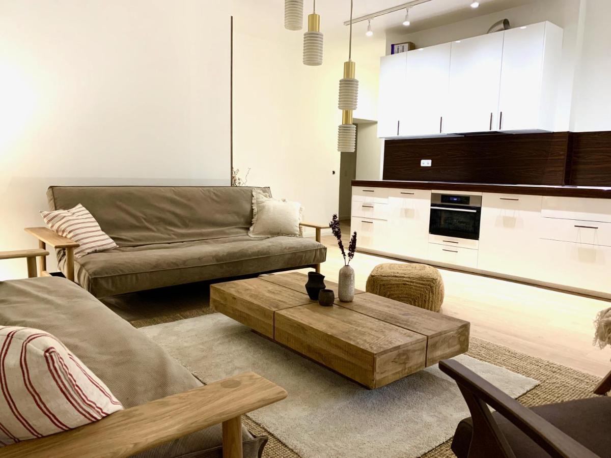 Апартаменты Cosy, Spacious, And