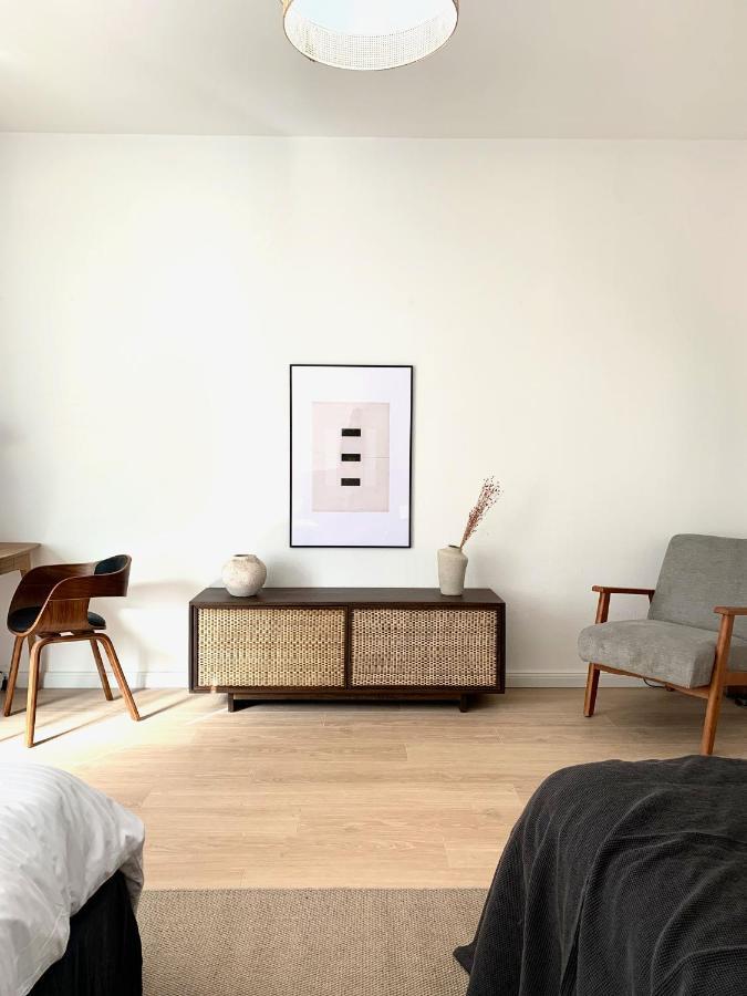 Апартаменты Cosy, Spacious, And