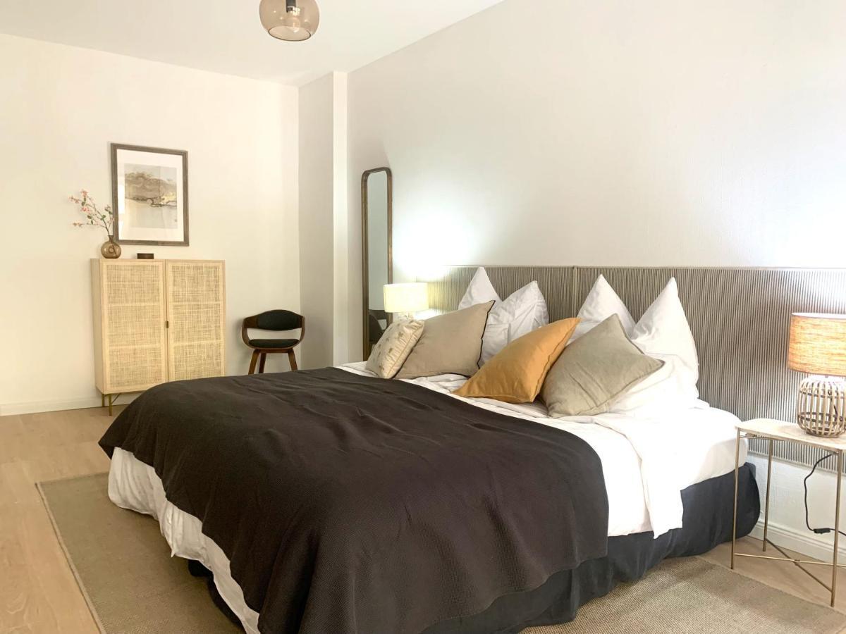 Cosy, Spacious, And Апартаменты Берлин