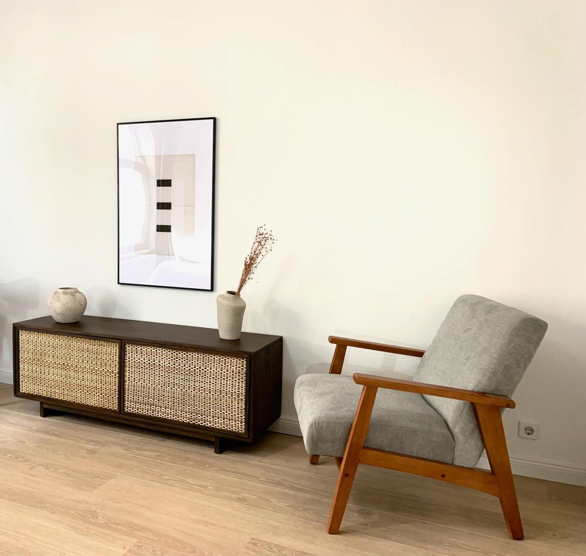 Апартаменты Cosy, Spacious, And